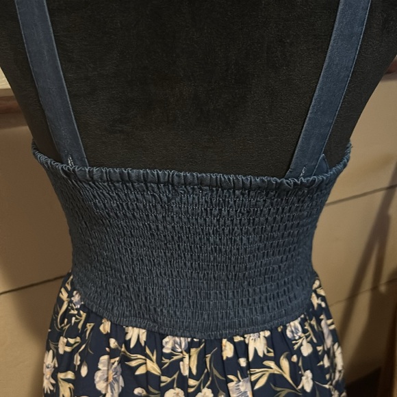 NWT! Long Maxi Navy Blue & White Floral Summer Dress w/ Corset-like Denim Top - Picture 9 of 10